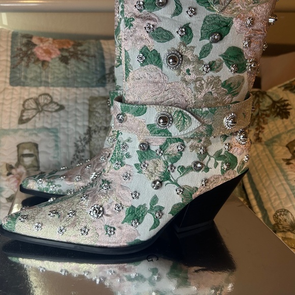 Floral Embellished Ankle Boots - Picture 6 of 7